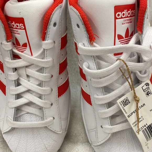 NWT Adidas Superstar Shoes Originals Sneakers Cloud White and Vivid Red - Size 9 - Picture 10 of 10